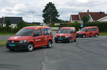 Nå har Posten fått åtte nye biler som går på biogass